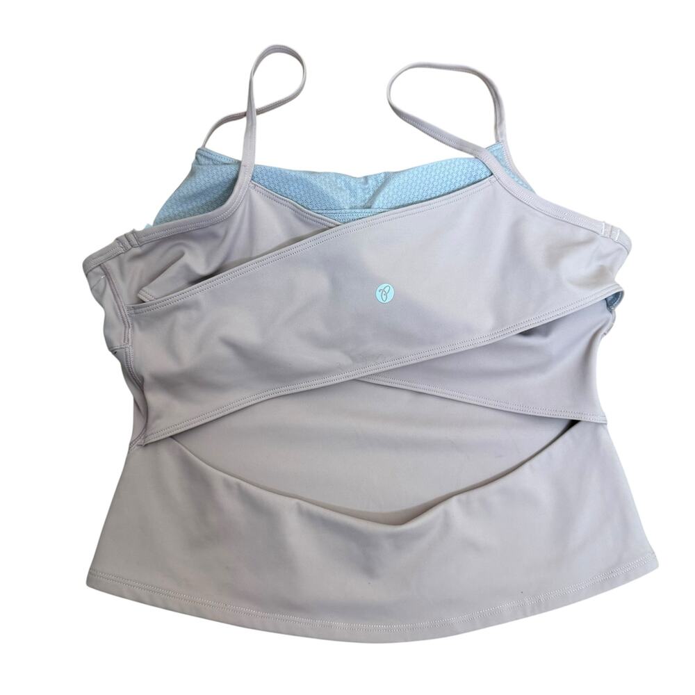 NWT Persit Active Tanks Medium Lot of 2 Built in Bra Athletic Athleisure Cutout - Picture 11 of 12